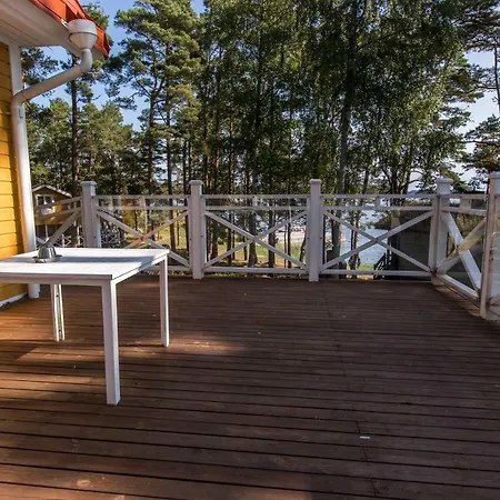 Villa Harald - Beachfront Hitis