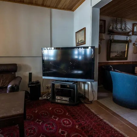 Harald - Beachfront * Hitis