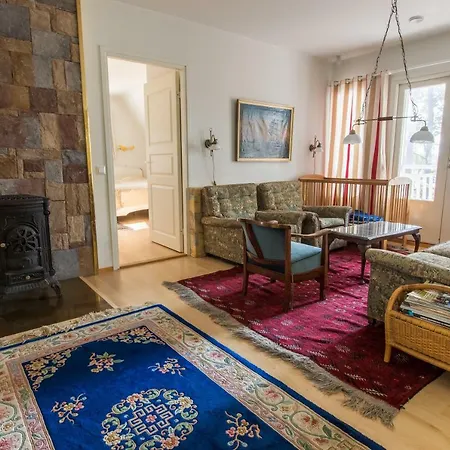 Harald - Beachfront *