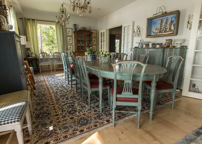 Harald - Beachfront Villa