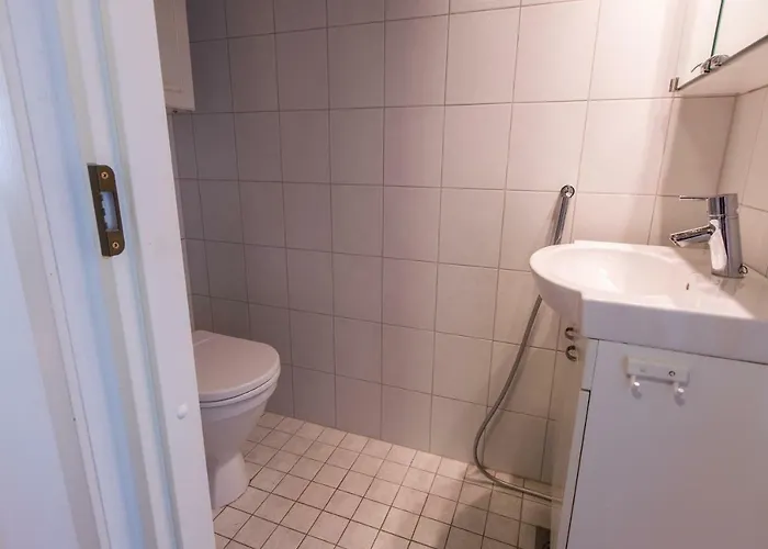 Harald - Beachfront Hitis