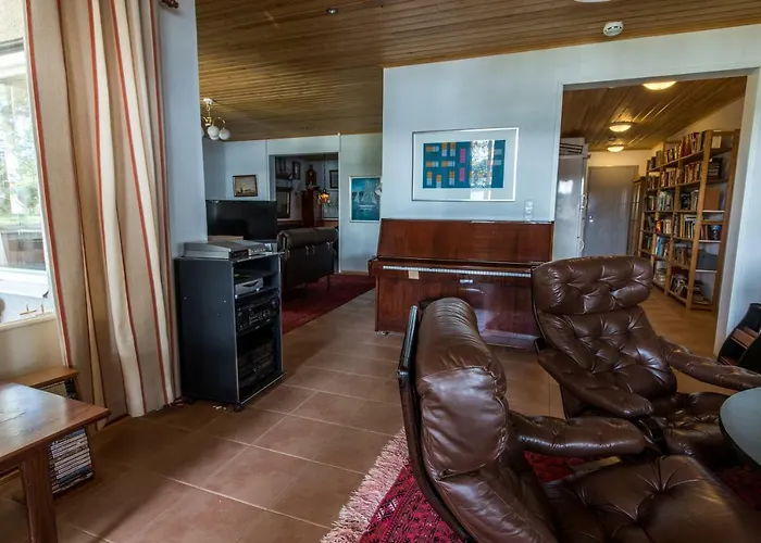 Harald - Beachfront Villa *