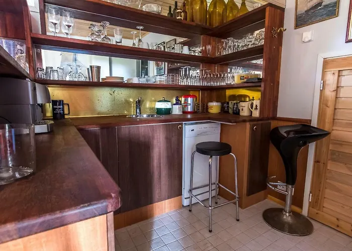 Harald - Beachfront Villa *