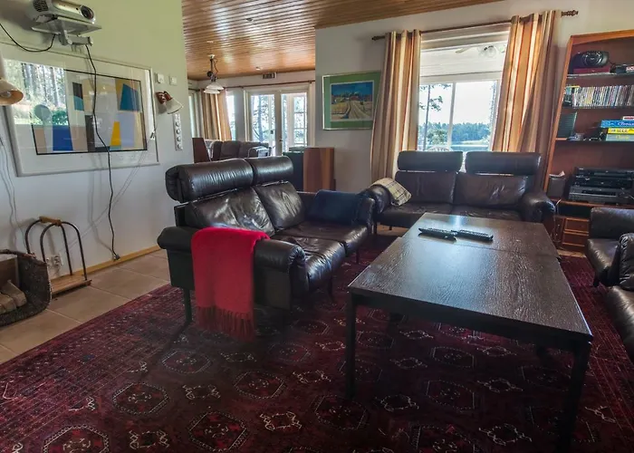 Harald - Beachfront Villa