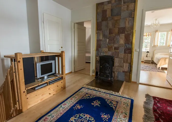 Harald - Beachfront Hitis