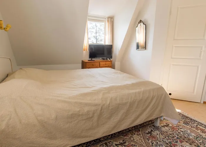 Harald - Beachfront Villa *